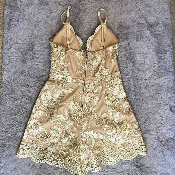 Xenia Boutique Gold Romper - Picture 2 of 3